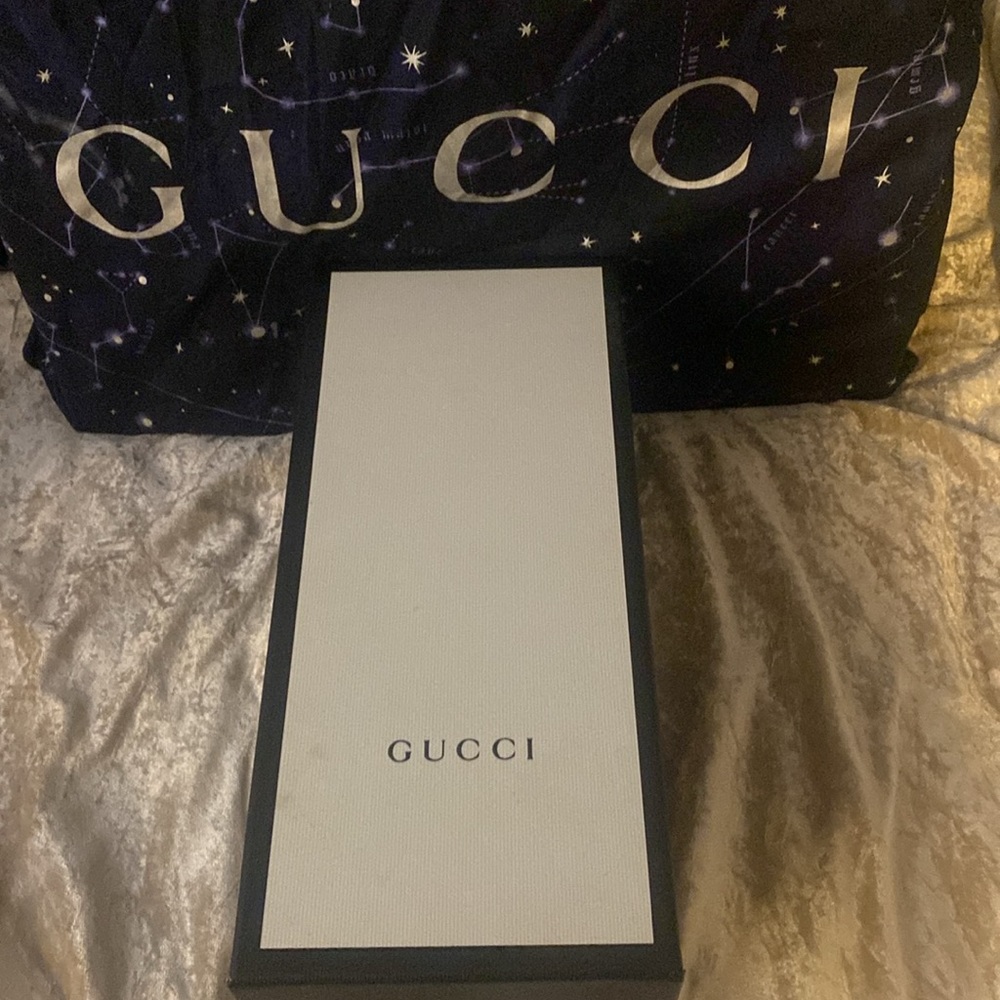 Authentic Gucci Box Perfect Condition - image 2